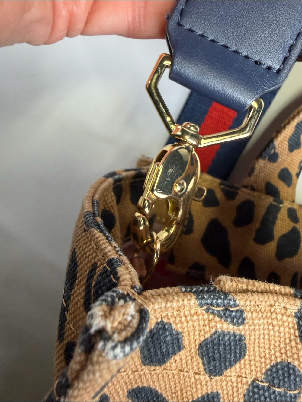 Stella & Dot Mini Leopard / Animal Print Crossbody bag !! - Picture 4 of 14